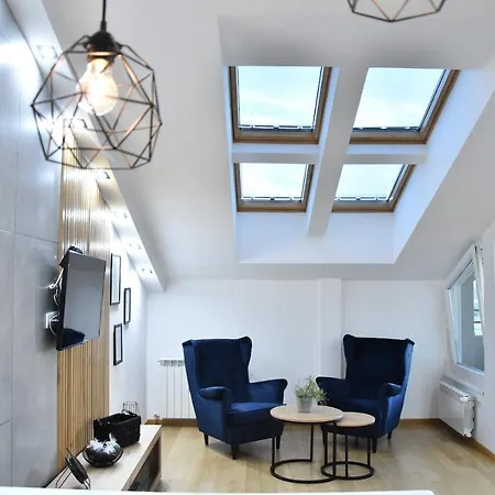 Hedonist-kapije Lounge & Apartment