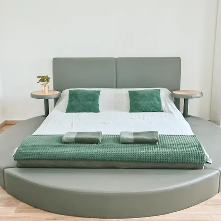 Hedonist-kapije Lounge & Apartment